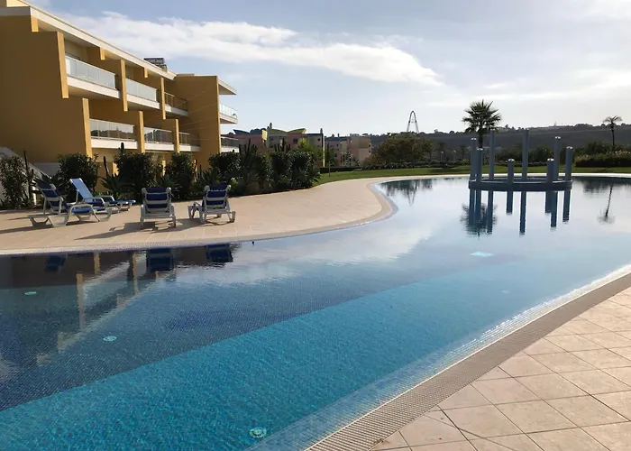 Marina Bleu Magnifique Standing Vue Piscine Daire