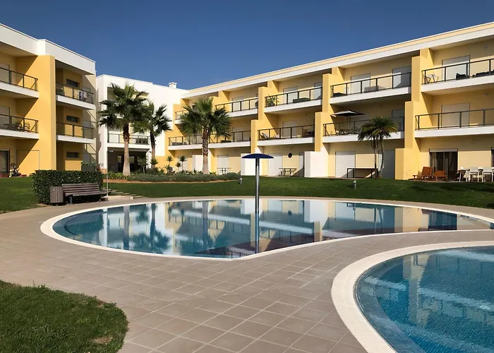 Marina Bleu Magnifique Standing Vue Piscine