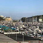 Marina Bleu Magnifique Standing Vue Piscine Lägenhet