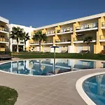 Marina Bleu Magnifique Standing Vue Piscine